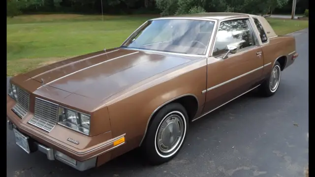 1985 Oldsmobile Cutlass Base Coupe 2-Door