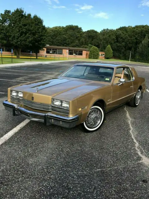 1985 Oldsmobile Toronado brougham