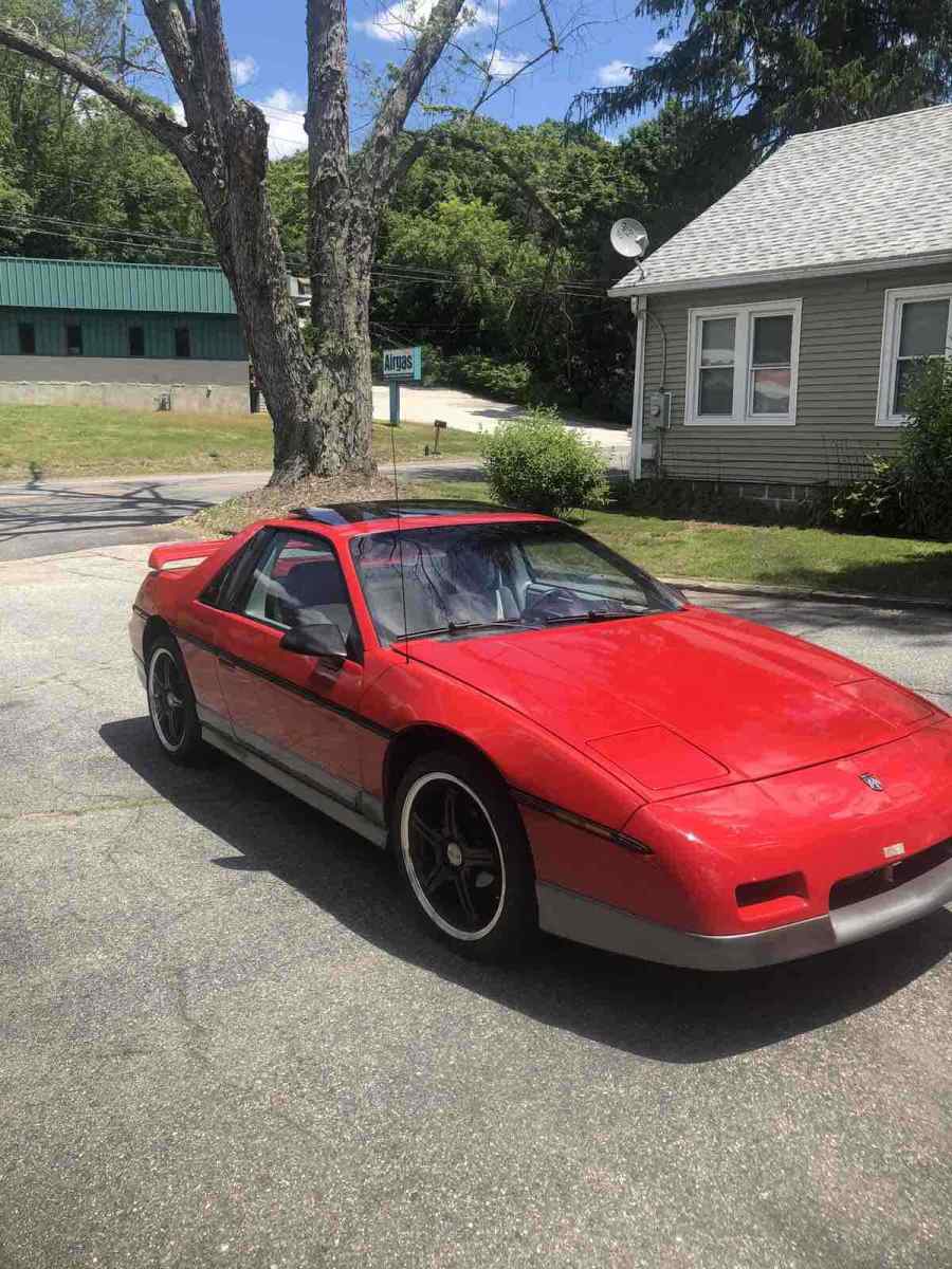 1985 Pontiac Fiero GT