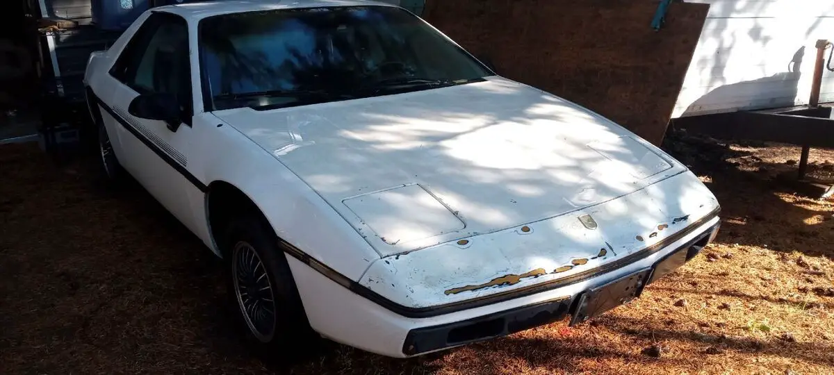 1985 Pontiac Fiero