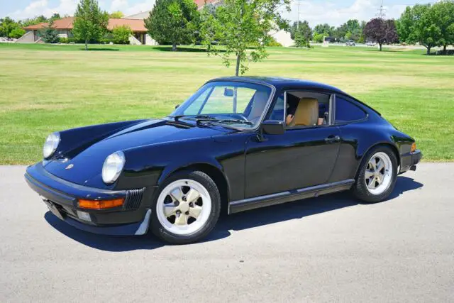 1985 Porsche 911 --