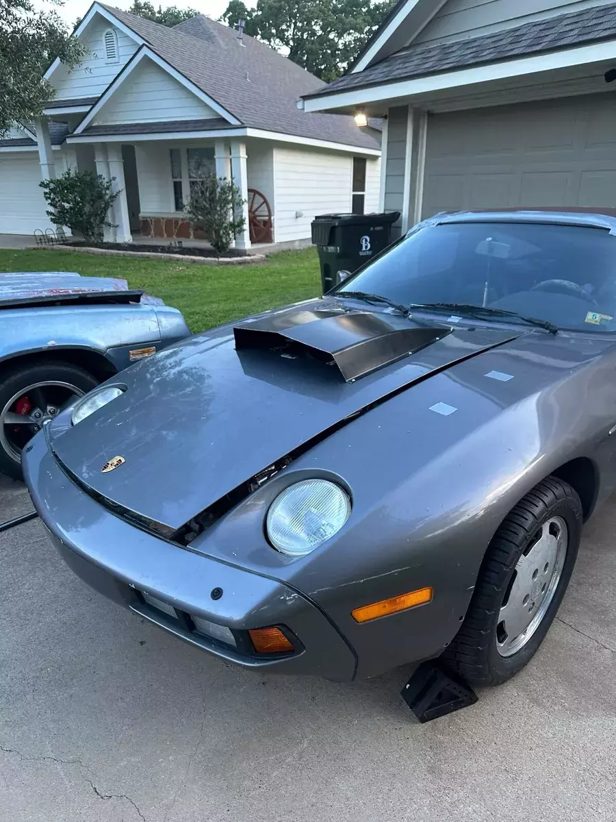 1985 Porsche 928 S