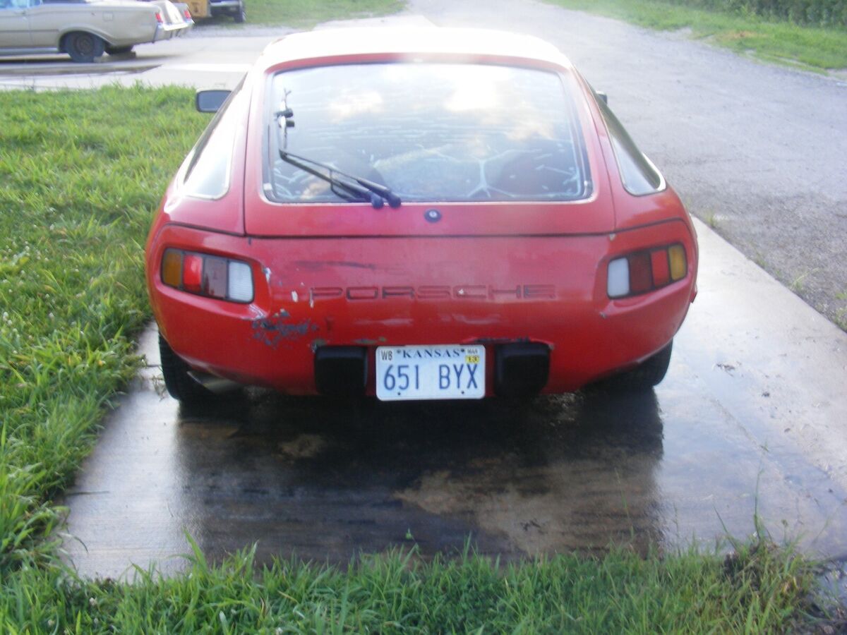 1985 Porsche 928