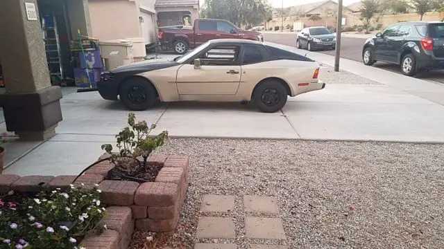 1985 Porsche 944