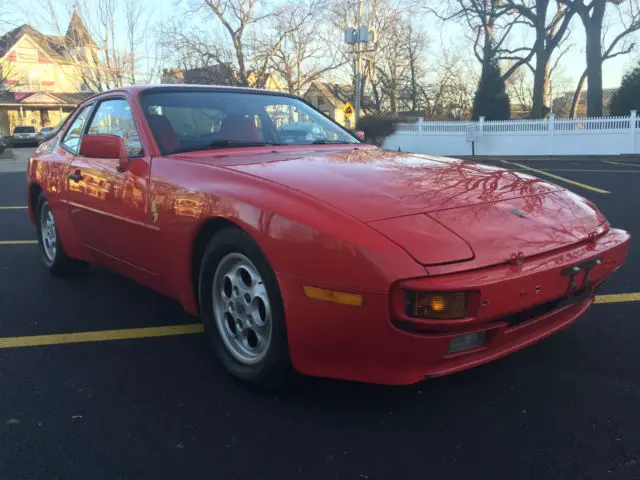 1985 Porsche 944 Base Coupe 2-Door