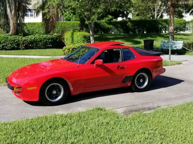 1985 Porsche 944