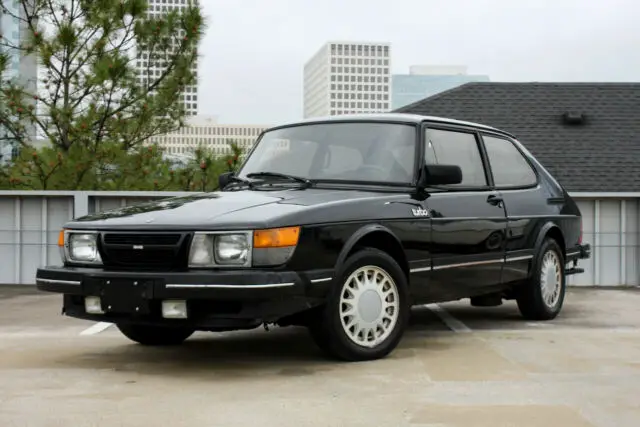 1985 Saab 900 Turbo