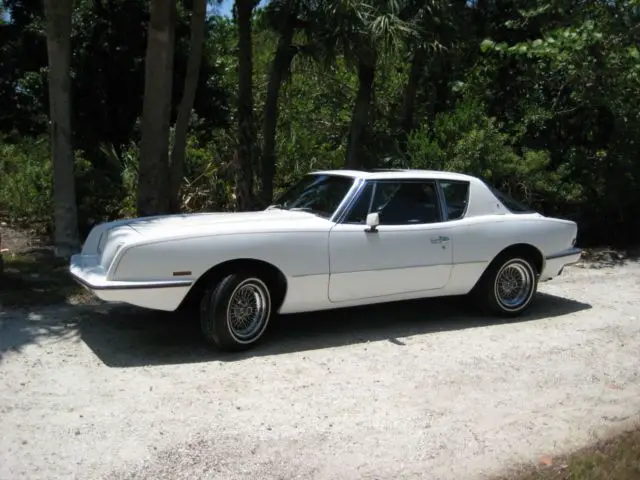 1985 Studebaker Avanti