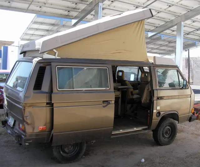 1985 Volkswagen Bus/Vanagon Tan