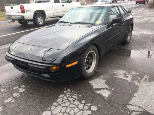 1985 Porsche 944