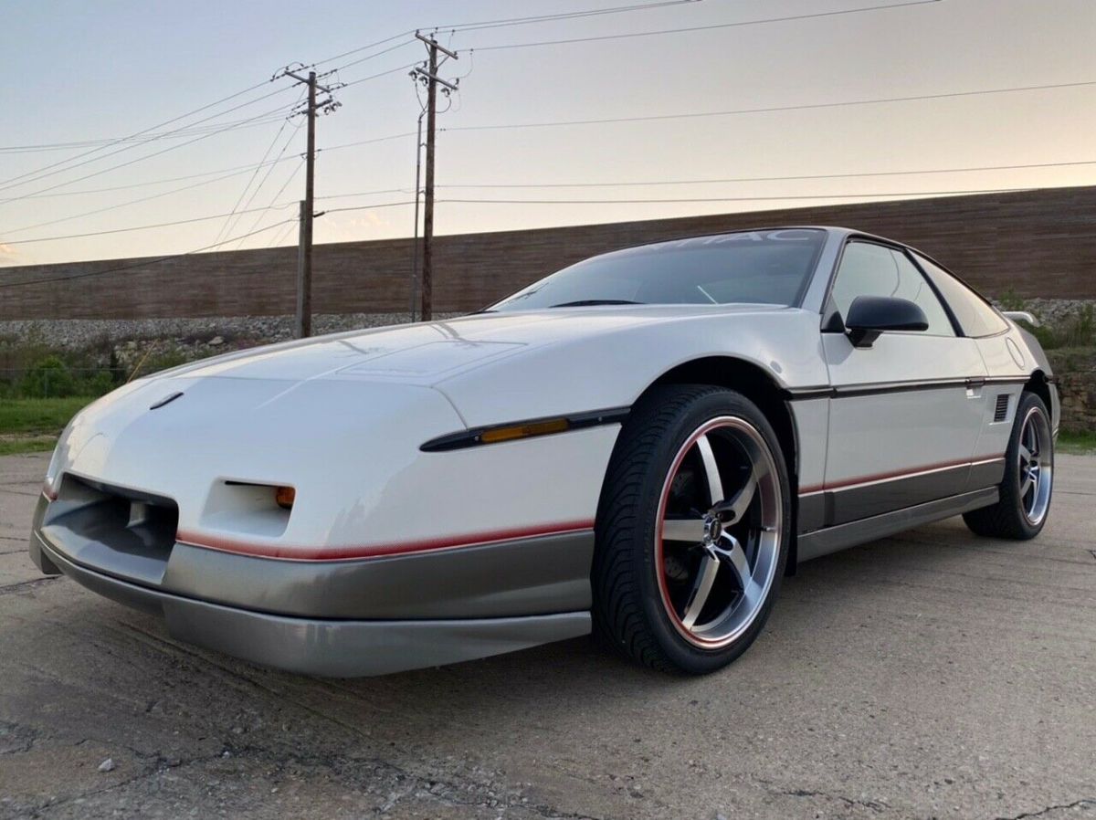 1986 Pontiac Fiero GT