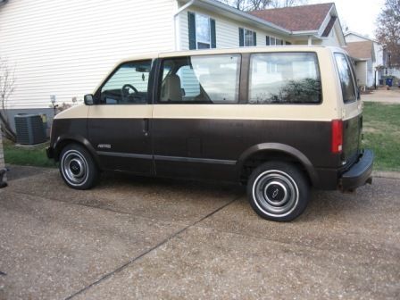 1986 Chevrolet Astro van