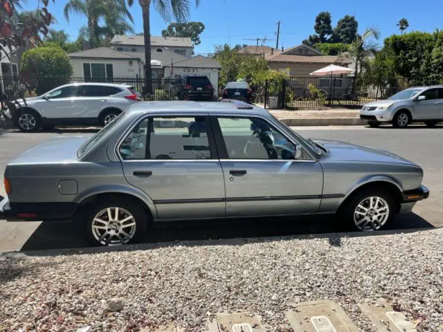 1986 BMW 3-Series