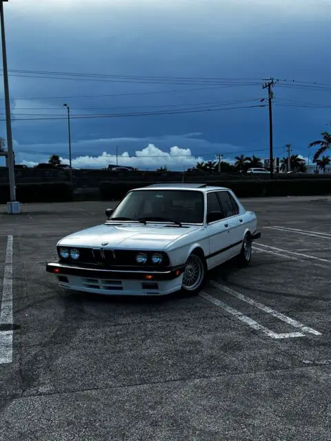 1986 BMW 524td M54B30 swapped