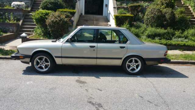 1986 BMW 5-Series