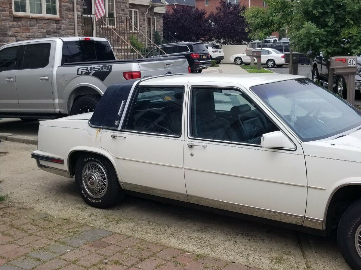 1986 Cadillac DeVille BASE