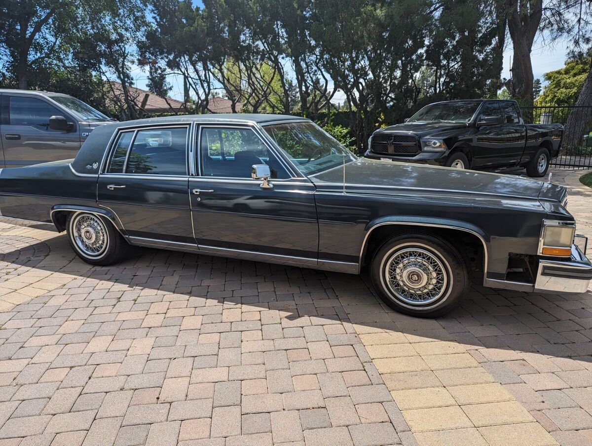 1986 Cadillac Fleetwood Blue BROUGHAM for sale