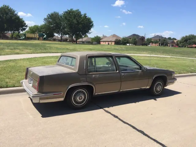 1986 Cadillac Fleetwood