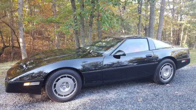 1986 Chevrolet Corvette Base Hatchback 2-Door