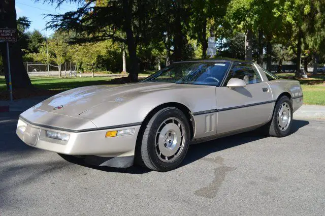 1986 Chevrolet Corvette Manual Tranmission Runs Great Same Owner 30 Yrs