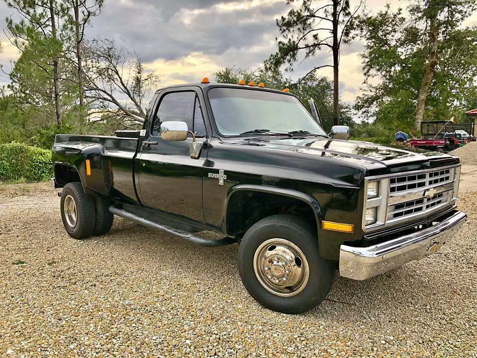 1986 Chevrolet Silverado 3500 Silverado C30