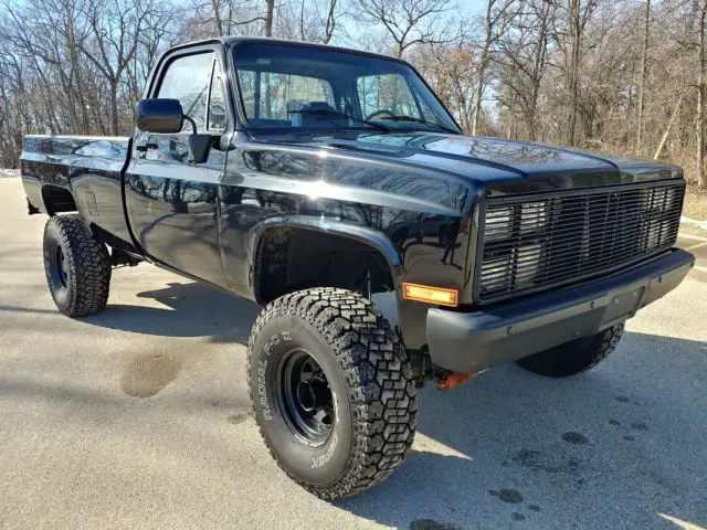 1986 Chevrolet C/K Pickup 2500 2 Door