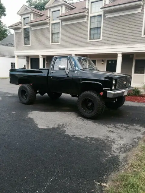 1986 Chevrolet C/K Pickup 2500 base