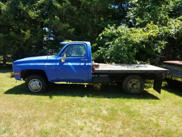 1986 Chevrolet K30 Pickup