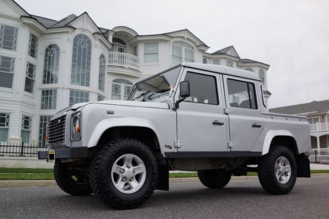 1986 Land Rover Defender DCPU