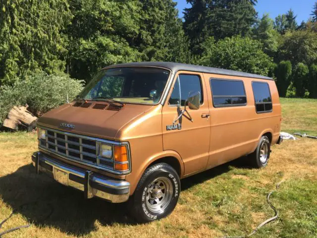 1986 Dodge Ram Van