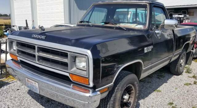 1986 Dodge D150 LE