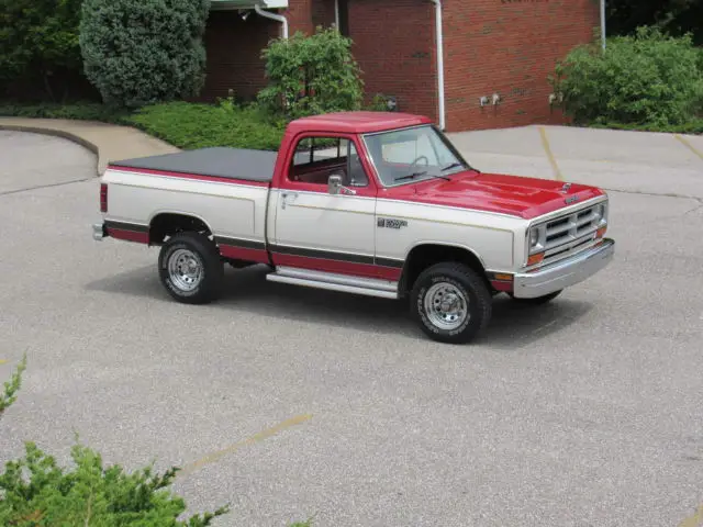 1986 Dodge Other Pickups Short Wide 4x4