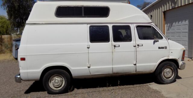 1986 Dodge Ram Van