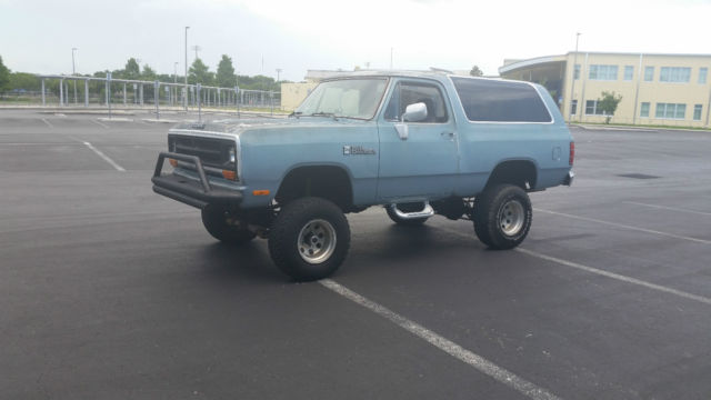 1986 Dodge Ramcharger EFI