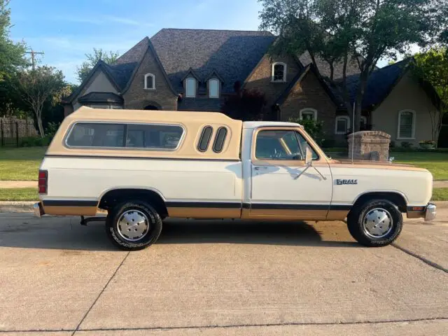 1986 Dodge Royal long bed