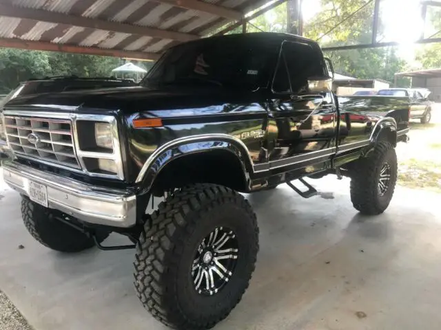 1986 Ford F-250 Lariat