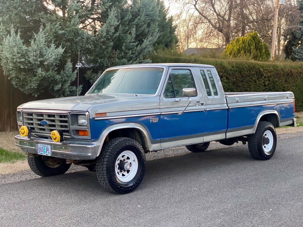 1986 Ford F-250 4X4 XLT 7.5L 460 V8 2-OWNERS 101K ORIG MILES 4WD