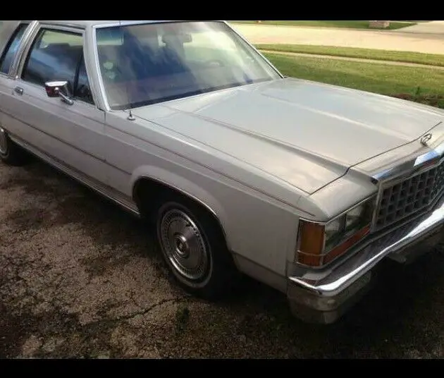 1986 Ford Crown Victoria