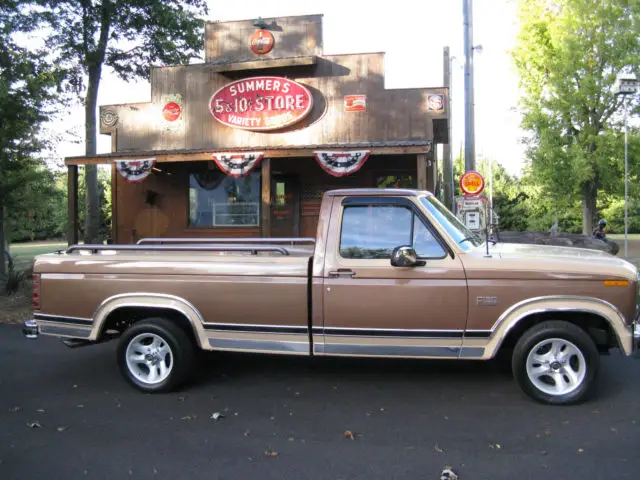 1986 Ford F-150 XLT Lariat Standard Cab Pickup 2-Door