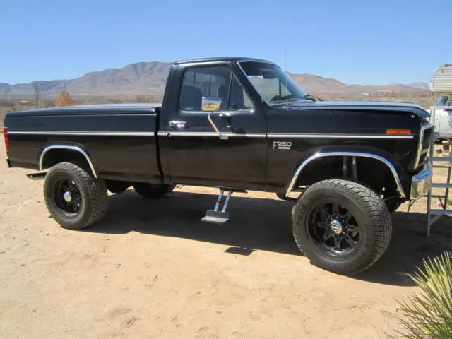 1986 Ford F-250 Black