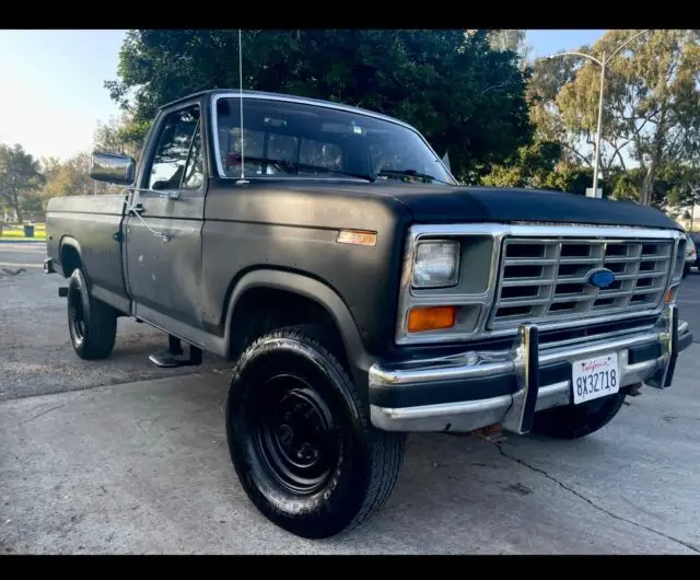 1986 Ford F-250 lariat