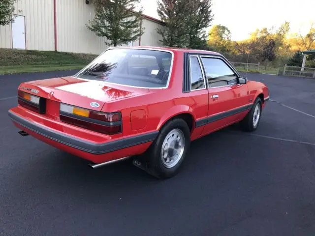 1986 Ford Mustang lX