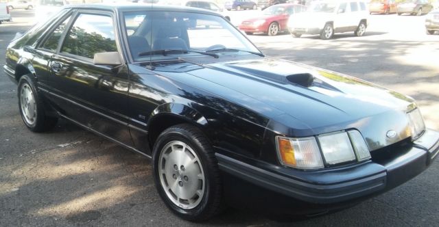 1986 Ford Mustang SVO