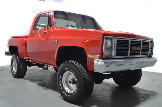 1986 GMC Pickup Base Standard Cab Pickup 2-Door