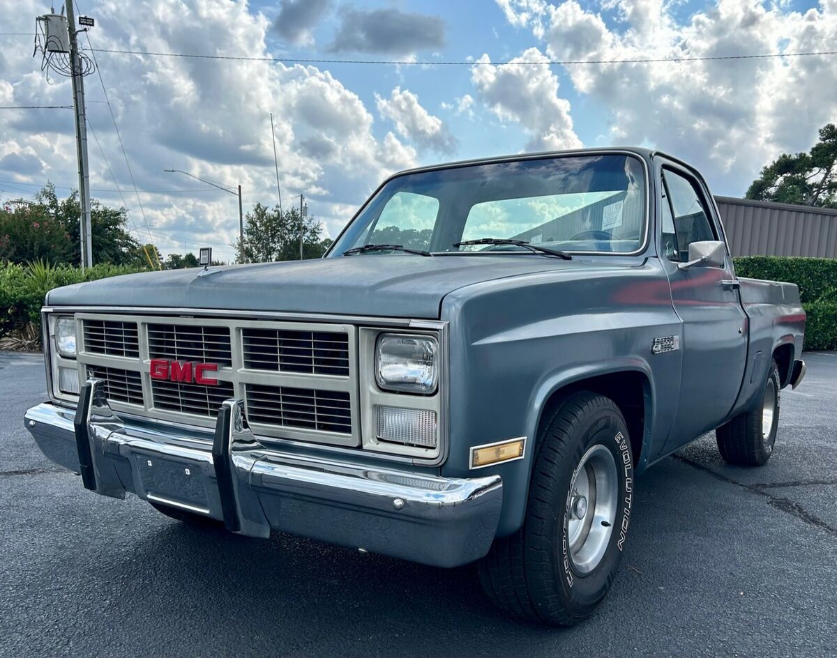 1986 GMC Sierra 1500 Short Bed C10