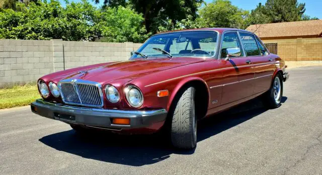 1986 Jaguar XJ6 Chrome