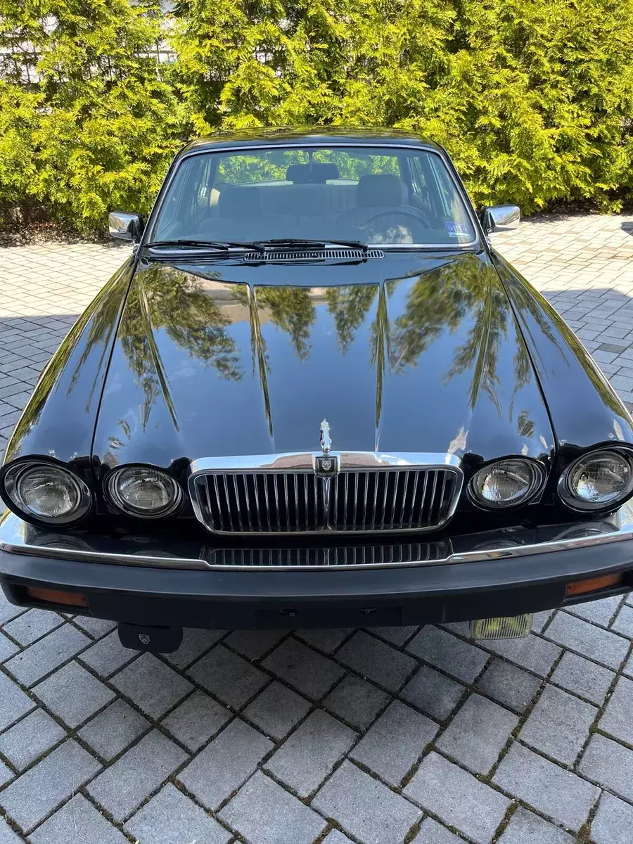 1986 Jaguar XJ6