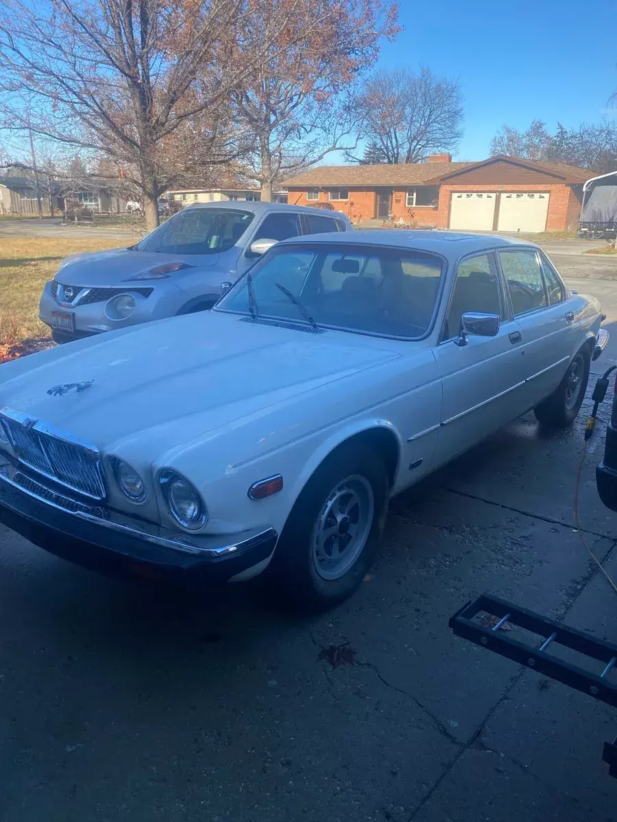 1986 Jaguar XJ6