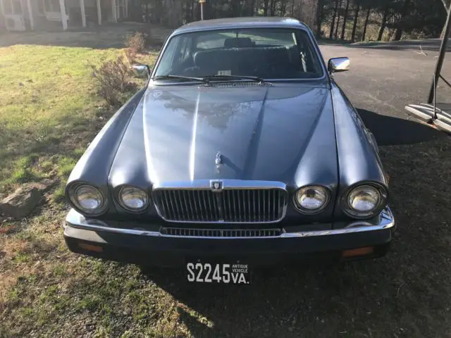 1986 Jaguar XJ6 Vanden Plas