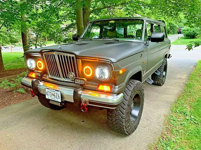 1986 Jeep Wagoneer Grand Wagoneer